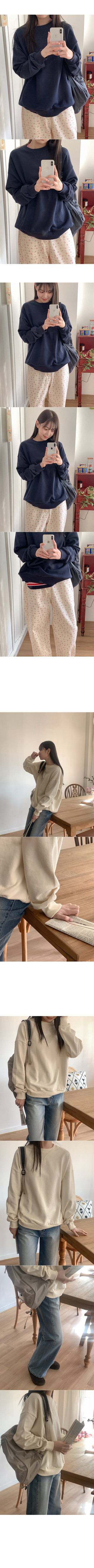 Plain cotton sweatshirt
