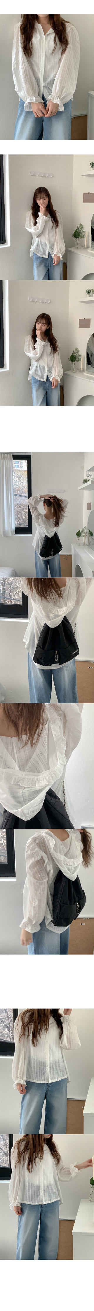 Lace hooded blouse