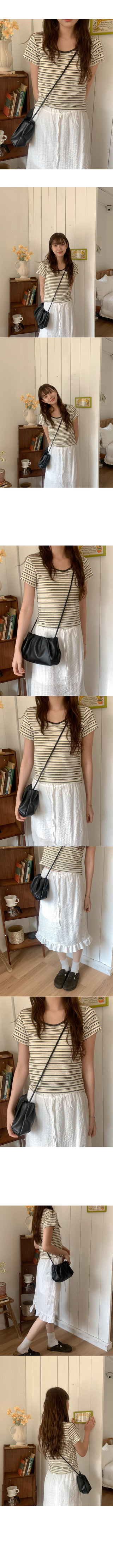 Striped U-neck short-sleeved T-shirt