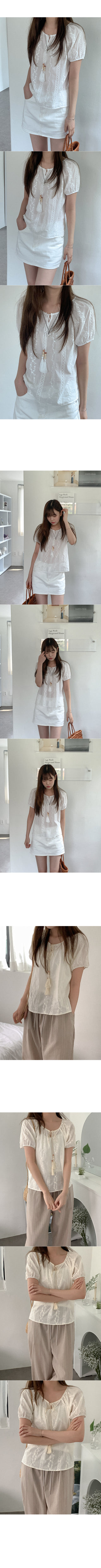 Flower stitch blouse
