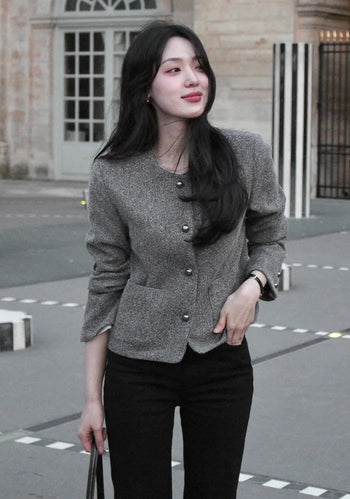 Modern tweed jacket (cropped/basic)