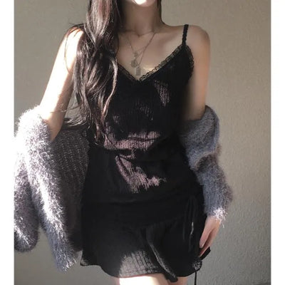 Lace Strap Velvet Long Sleeveless