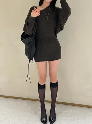 Loose knit gaori off-shoulder one-piece dress