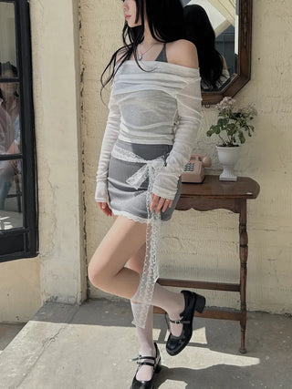 Sheer shirring back ribbon off-shoulder long-sleeved T-shirt