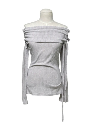 Golji Strap Team Shirring Off-Shoulder Tee