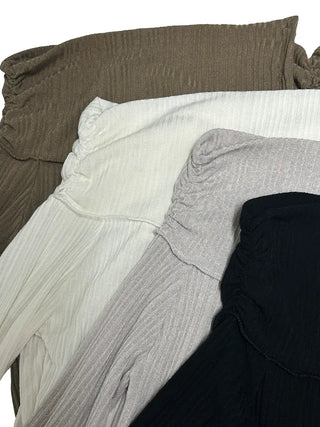 Golji Strap Team Shirring Off-Shoulder Tee