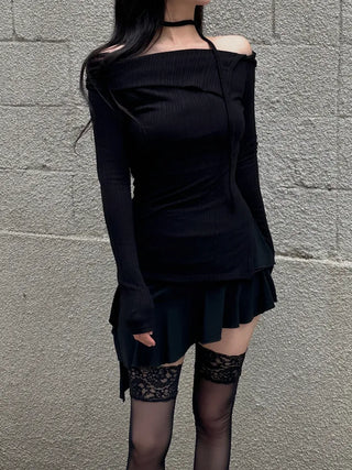 Golji Strap Team Shirring Off-Shoulder Tee