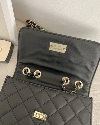 Classic buckle quilted mini chain shoulder bag