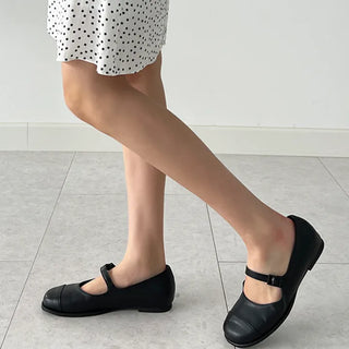 Summi Round Shape Mary Jane Buckle Loafer Flat (1CM)
