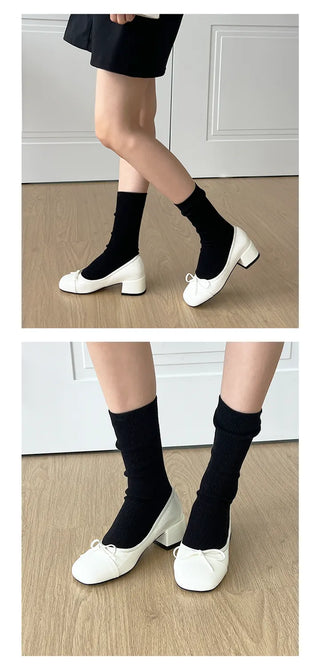 Onbi Ribbon Enamel Round Loafer Heel Pumps (5CM)