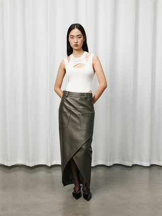 [UNAWARES] Cross Slit Leather Skirt