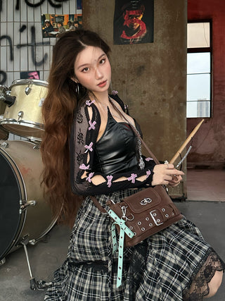 contrast underarm bag