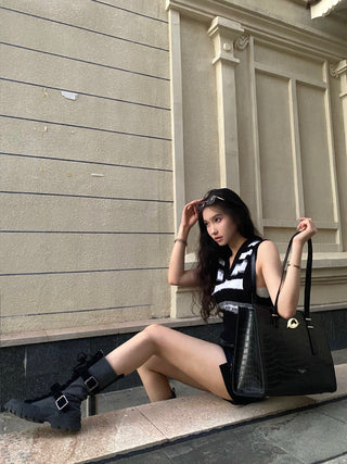 stone pattern tote