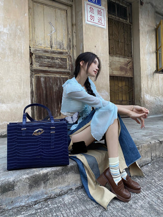 stone pattern tote