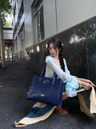 stone pattern tote