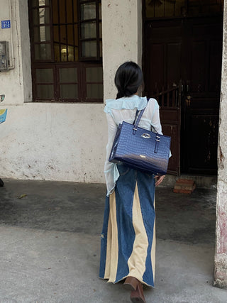 stone pattern tote