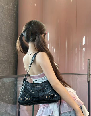oil wax crossbody