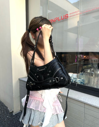 oil wax crossbody
