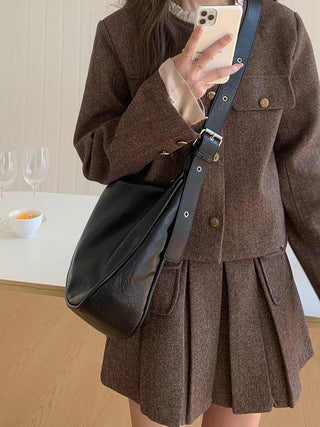 wide strap tote