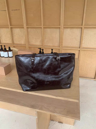 zippered class tote