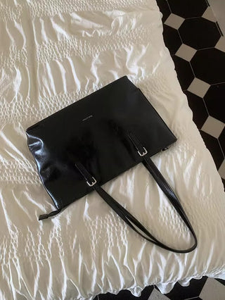 zippered class tote