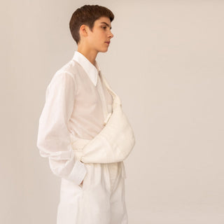 horn-shaped bum bag