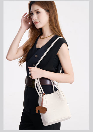trendy crossbody bag