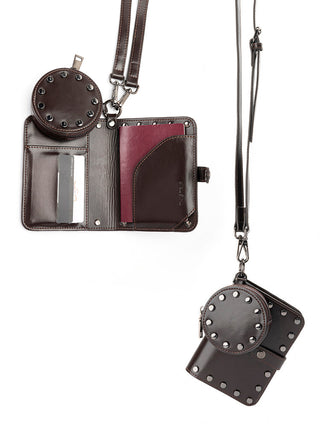 rivet passport holder