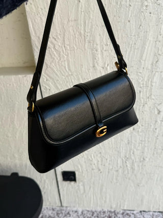 one-shoulder baguette