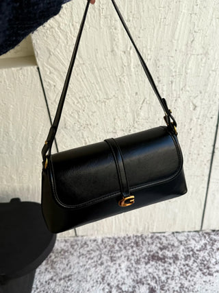 one-shoulder baguette