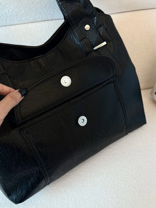 minimalist shoulder tote