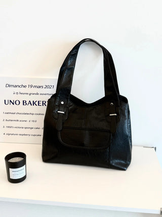 minimalist shoulder tote