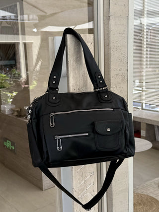 multi-pocket travel bag