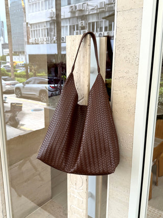 weave shoulder tote