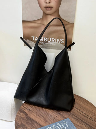 simple shoulder tote