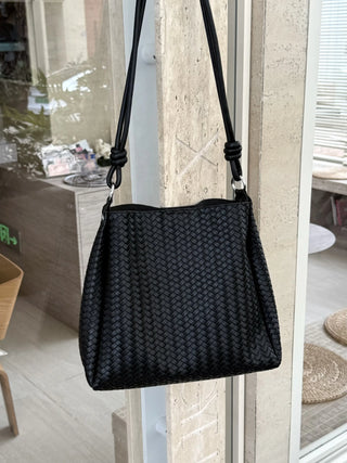 woven bucket bag