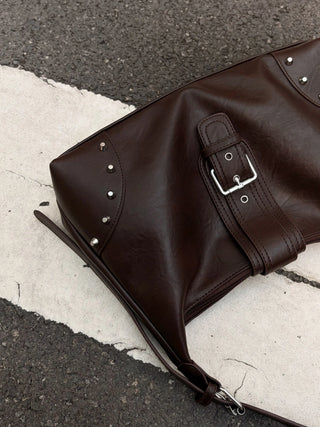 rivet underarm bag
