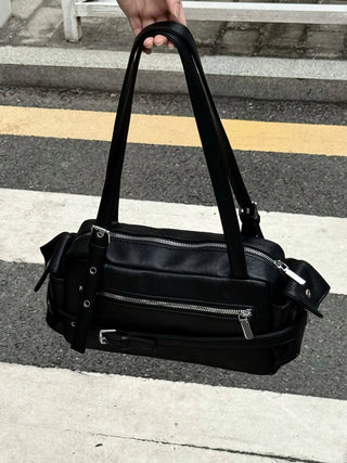 baguette shoulder bag