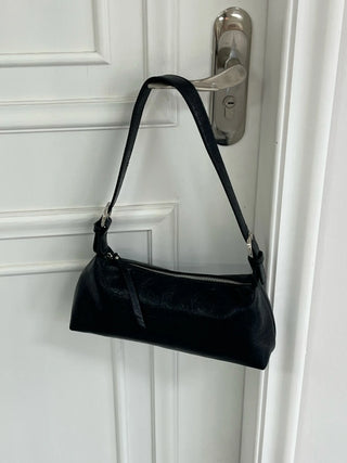 simple underarm bag