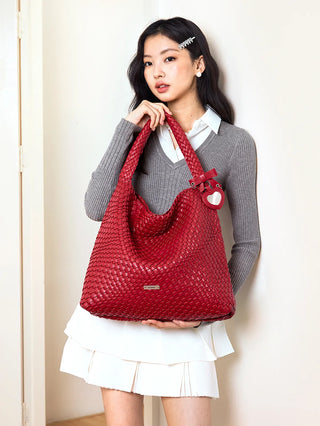 woven hobo bag