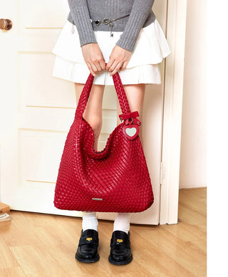 woven hobo bag