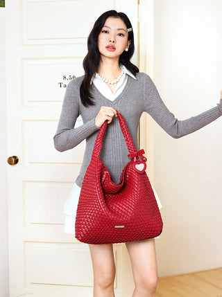 woven hobo bag