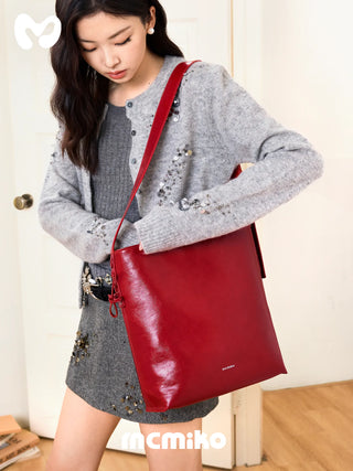 bucket crossbody bag