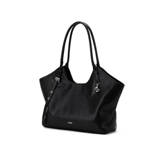 black tote bag