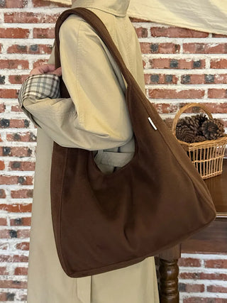 woolen tote bag