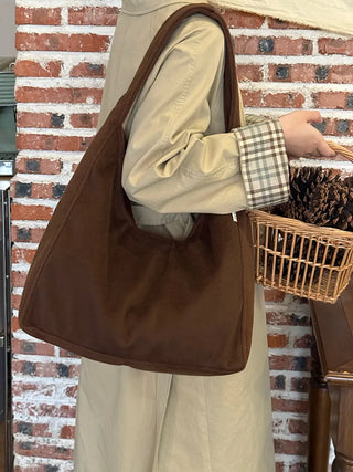 woolen tote bag