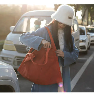 artistic computer tote
