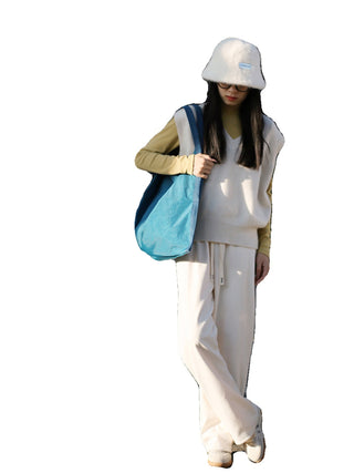 artistic computer tote