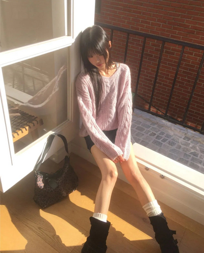 Wittle Alpaca Twisted V-Neck Knitwear