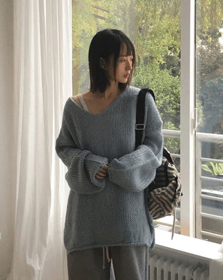 Wedi Dothom Overfit V-Neck Knitwear Dress